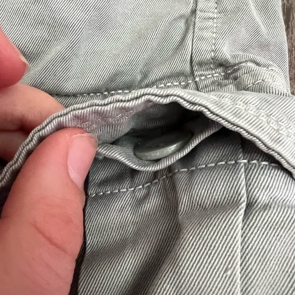 Womens Old Navy Gray Cargo Skirt - Picture 2 of 5